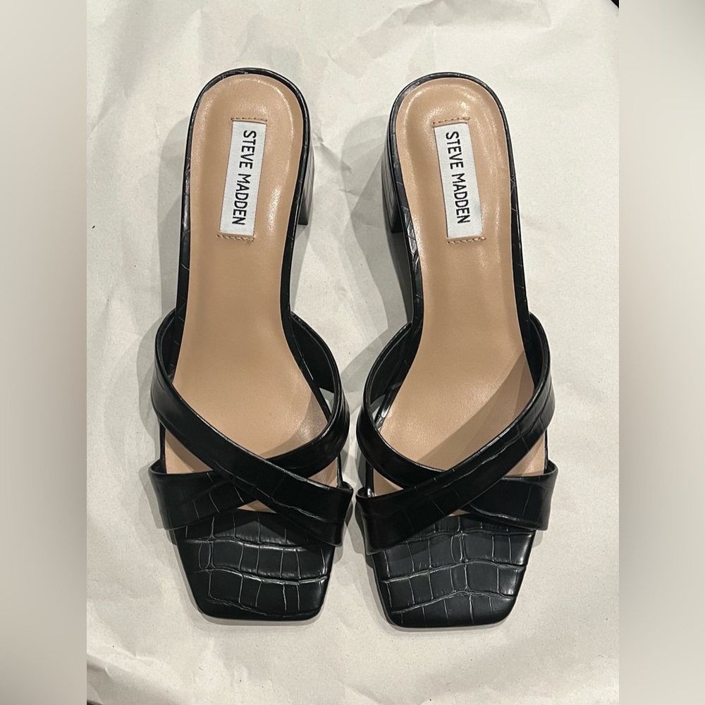 STEVE MADDEN CROC EMBOSSED SLIP ON HEELED SANDALS (LAST CHANCE)